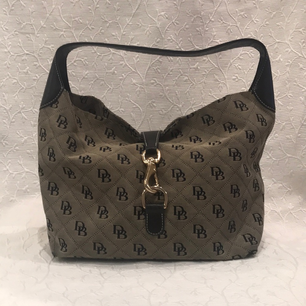 Dooney & Bourke Bag